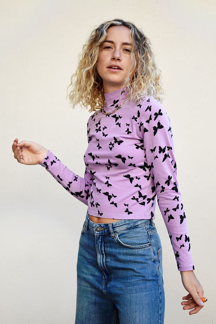 BUTTERFLIES MOCK NECK T-SHIRT