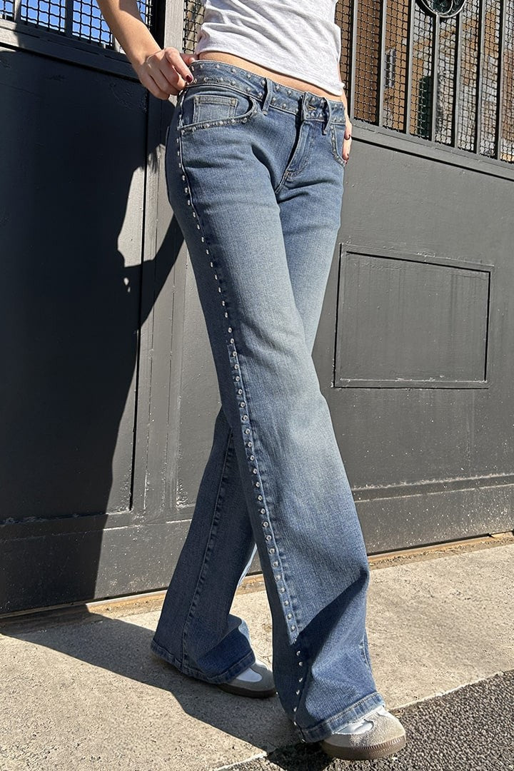 STUDDED JEANS