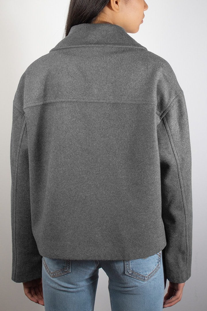 GREY DOUBLE-BREASTED COAT WITH SIDE POCKETS