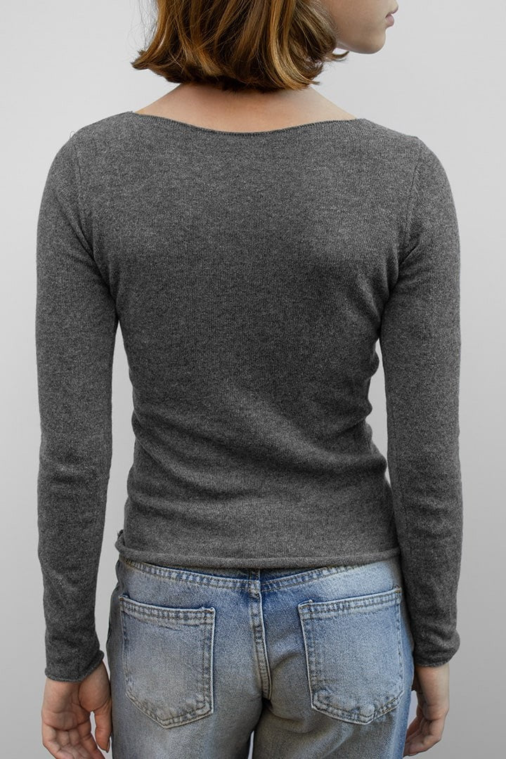 BOAT NECK SWEATER