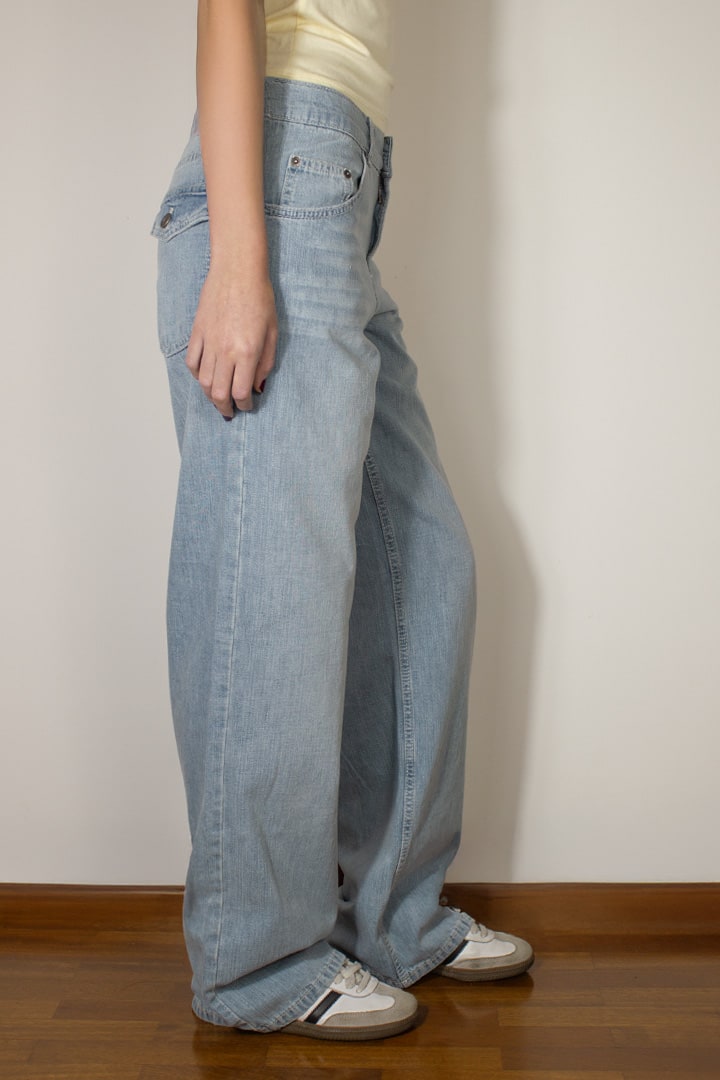 LOW WAIST WITH POCKETS