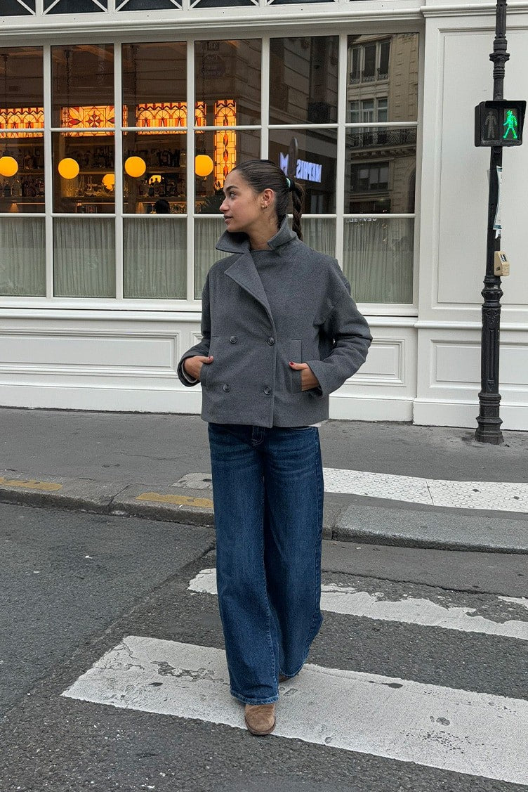 GREY DOUBLE-BREASTED COAT WITH SIDE POCKETS