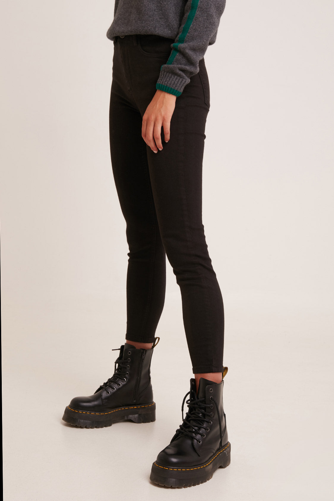 HIGH WAIST SKINNY JEANS