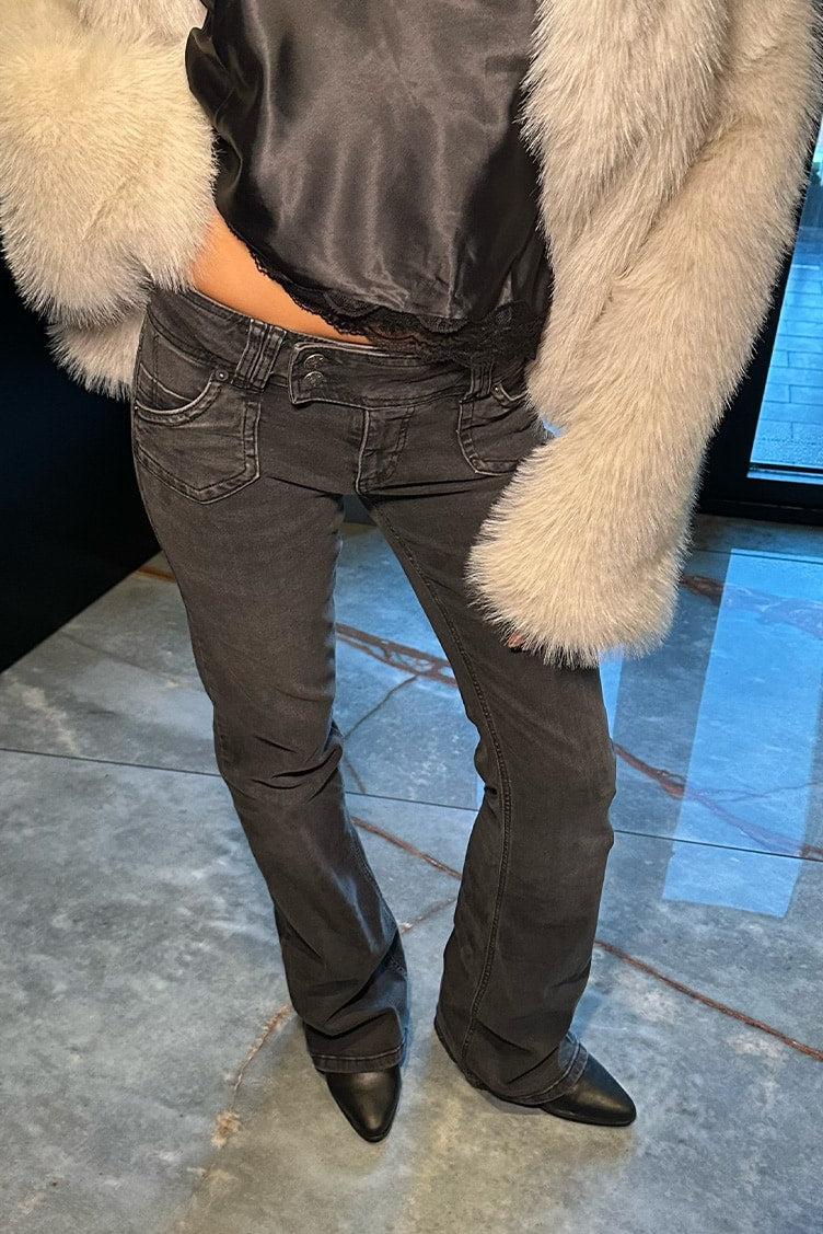 DOUBLE BUTTON FLARED JEANS