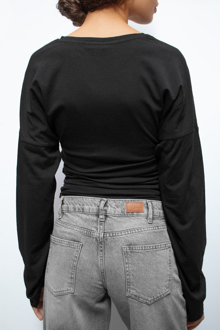 T-SHIRT WITH SIDE RUFFLE