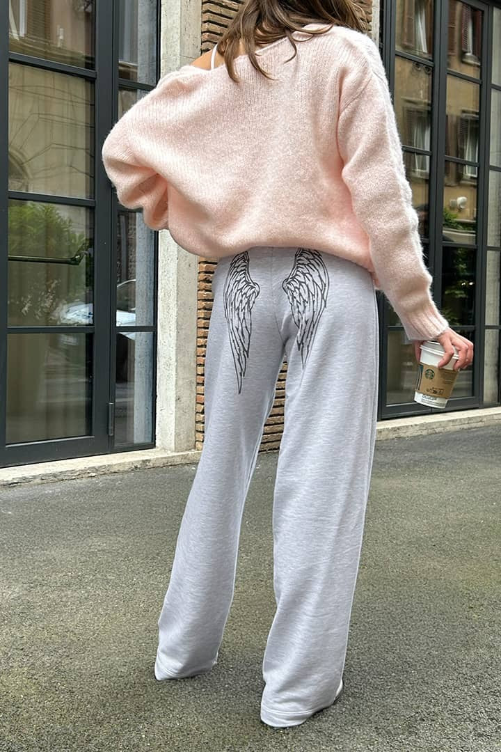 WIDE-LED JOGGERS WITH WINGS