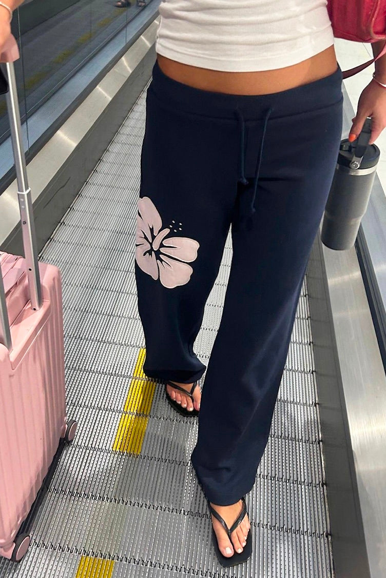WIDE-LEG JOGGERS WITH FLOWER