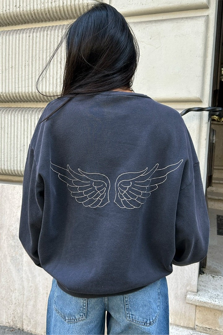 DREAM GIRL SWEATSHIRT