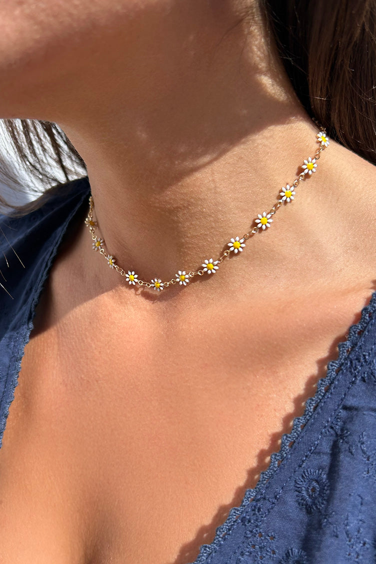 FLOWERS CHOKER NECKLACE