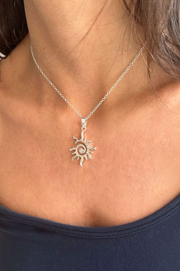 SUN NECKLACE