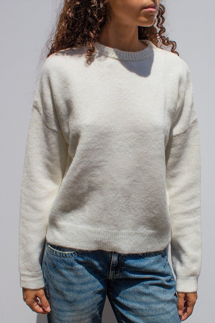 CREW NECK SWEATER