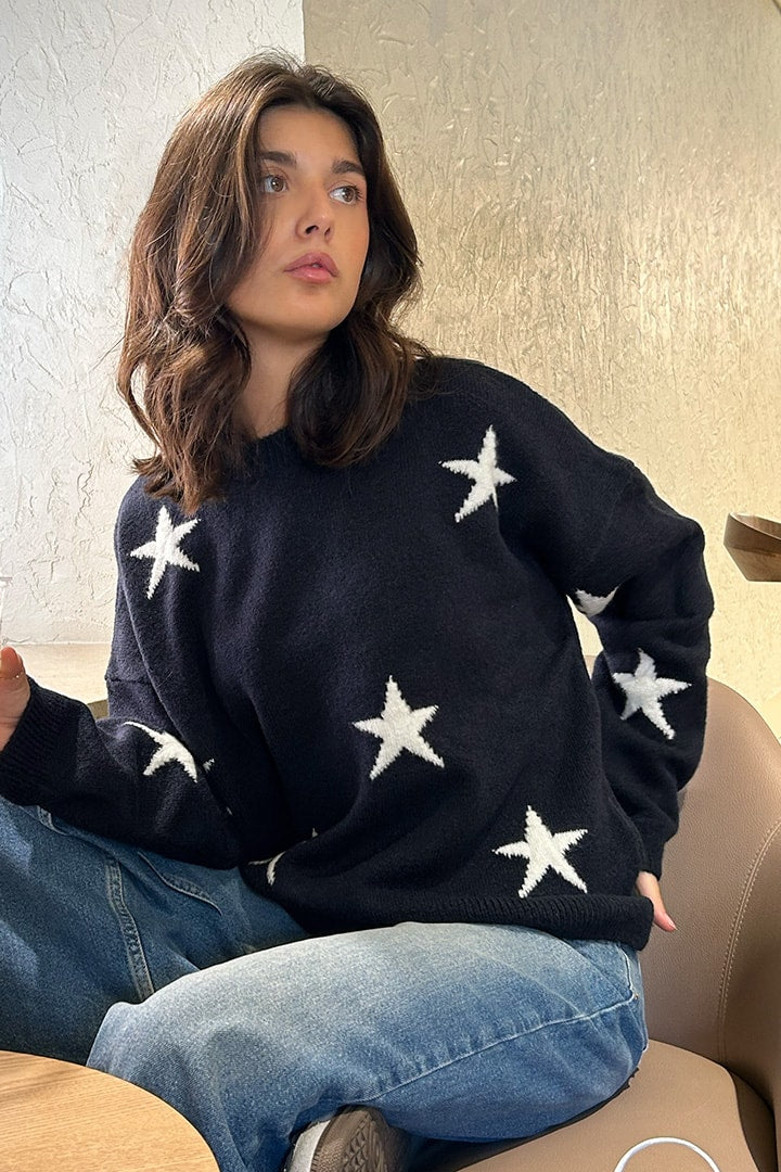 STAR SWEATER