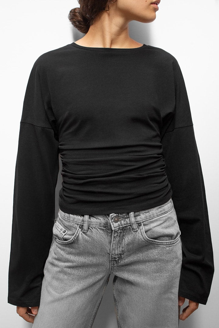 T-SHIRT WITH SIDE RUFFLE